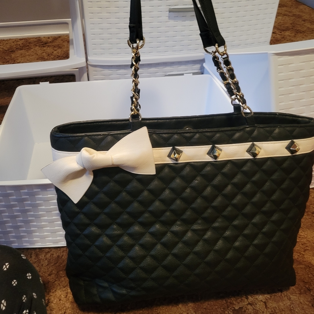 Betsy Johnson tote bag